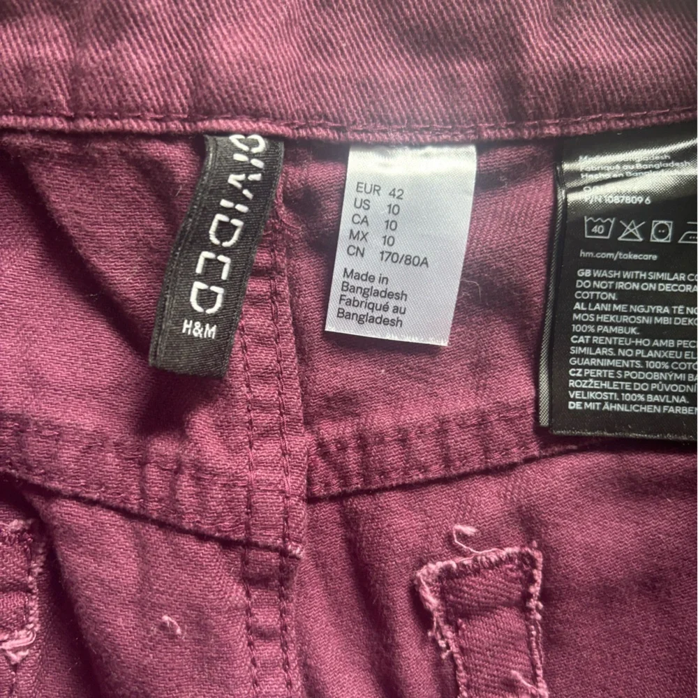 H&M Burgundy Wide Leg Jeans‎